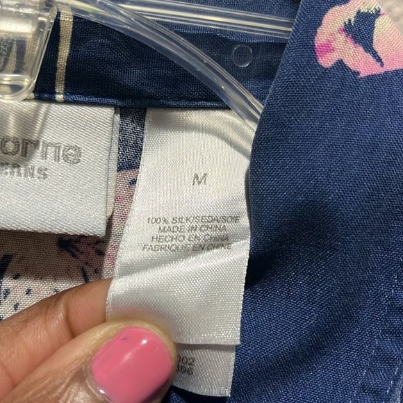 Liz Claiborne Women’s Hawaiian Shirt Size Medium Silk Short Sleeve Floral Vacay - Picture 4 of 8